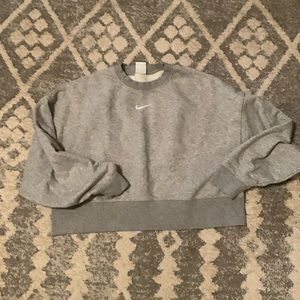 Nike cropped sweatshirt